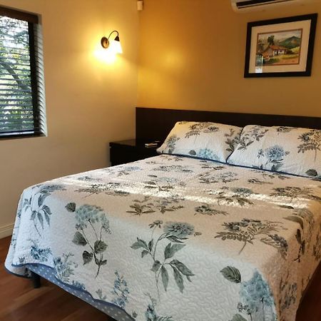 Airport Costa Rica B&B Río Segundo Kültér fotó